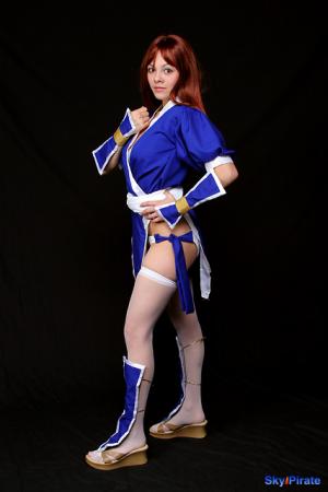Kasumi from Dead or Alive worn by Ayanami Lisa