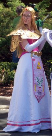 Princess Zelda from Legend of Zelda: Ocarina of Time worn by Countess Lenore