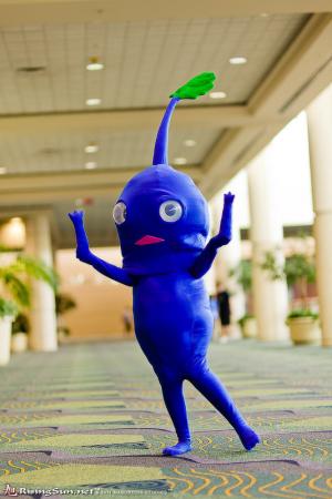 Blue Pikmin from Pikmin worn by Tranquility