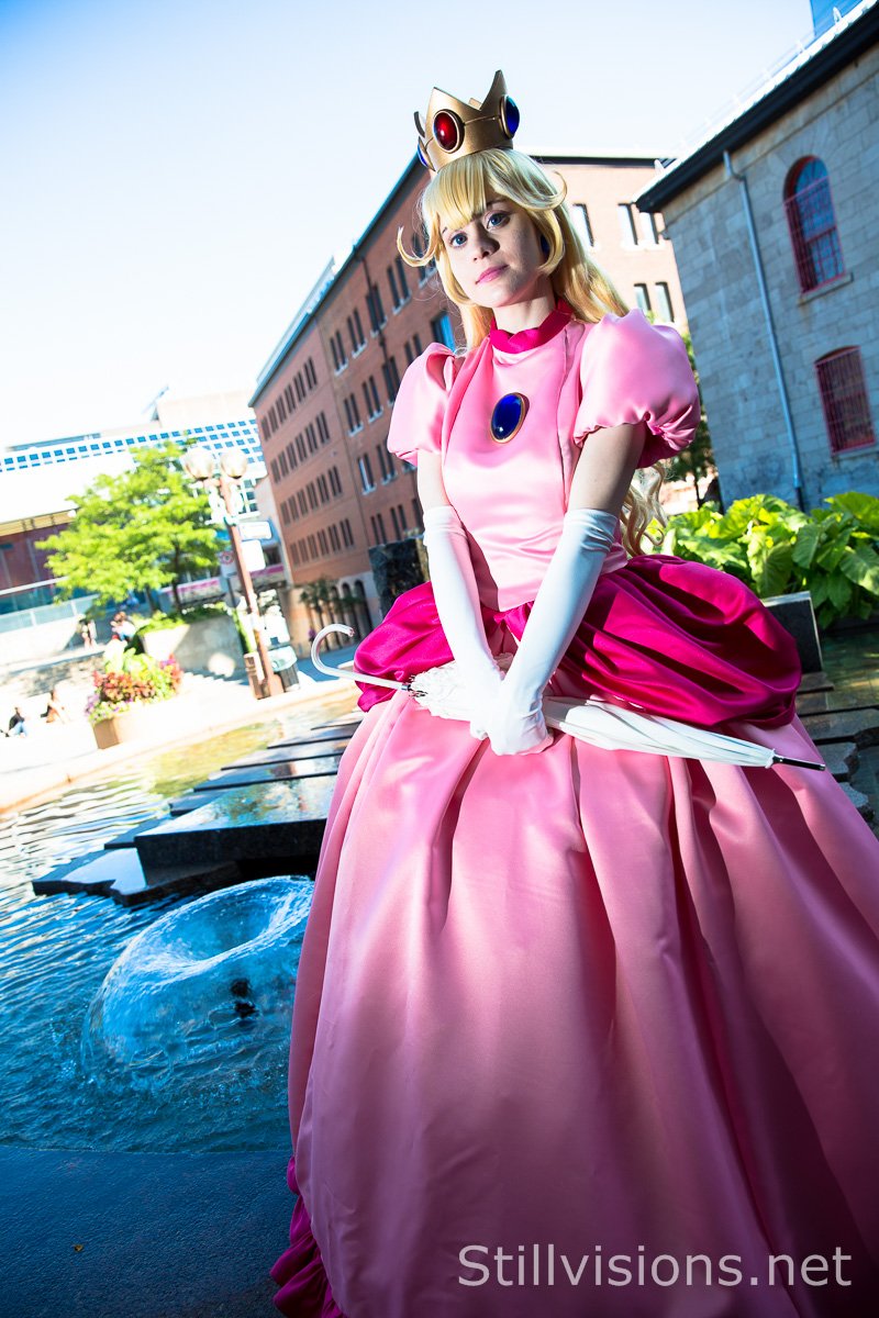 Princess Peach Toadstool (Super Mario Brothers Series) by Stray Wind ...