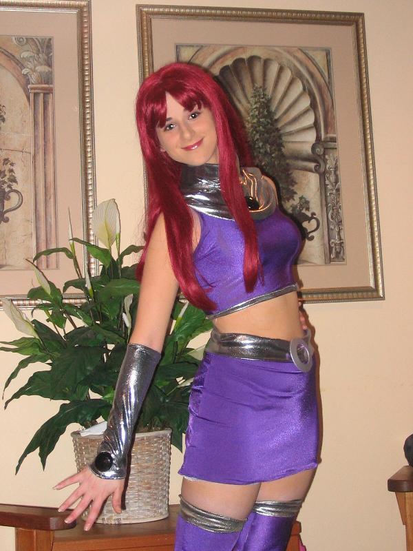 Starfire (Teen Titans) by Pocky Princess Darcy | ACParadise.com