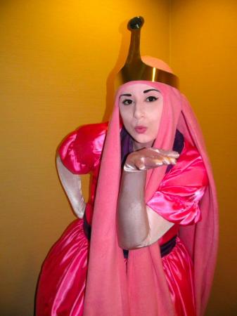 Princess Bubblegum from Adventure Time with Finn and Jake worn by Pocky Princess Darcy