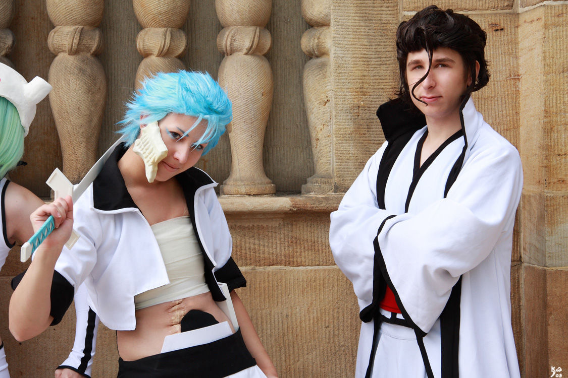 Photo of Naraku cosplaying Grimmjow Jeagerjaques (Bleach) .