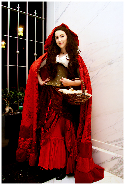 red riding hood once upon a time cosplay