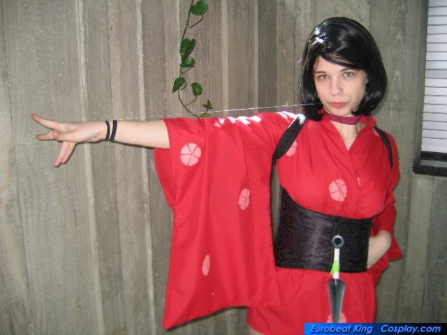 Photo of Anza cosplaying Kurenai (Red Ninja: End of Honor) .