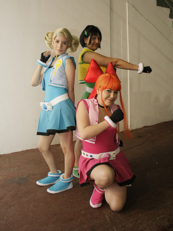 Photo of Ama-chan cosplaying Bubbles (Powerpuff Girls Z) .