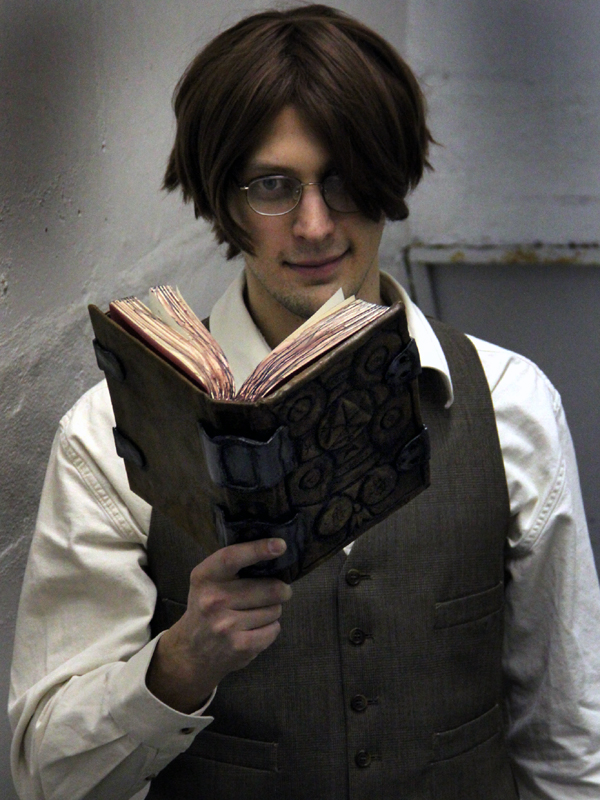 Photo of Avianna cosplaying Book of Memories (Silent Hill: Book of Memories...