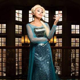 Elsa from Frozen worn by The Shining Polaris