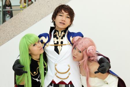  Photo 2