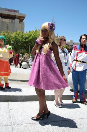 Sheryl Nome from Macross Frontier worn by meyrin_09