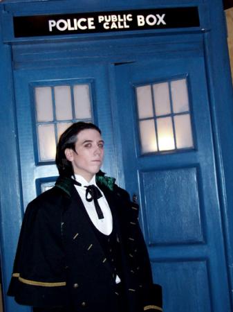 The Doctor (Alt. Nine) from Doctor Who worn by Ellome