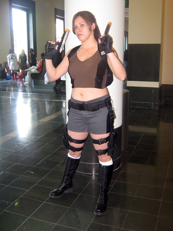Lara Croft (Tomb Raider) by Bluucircles
