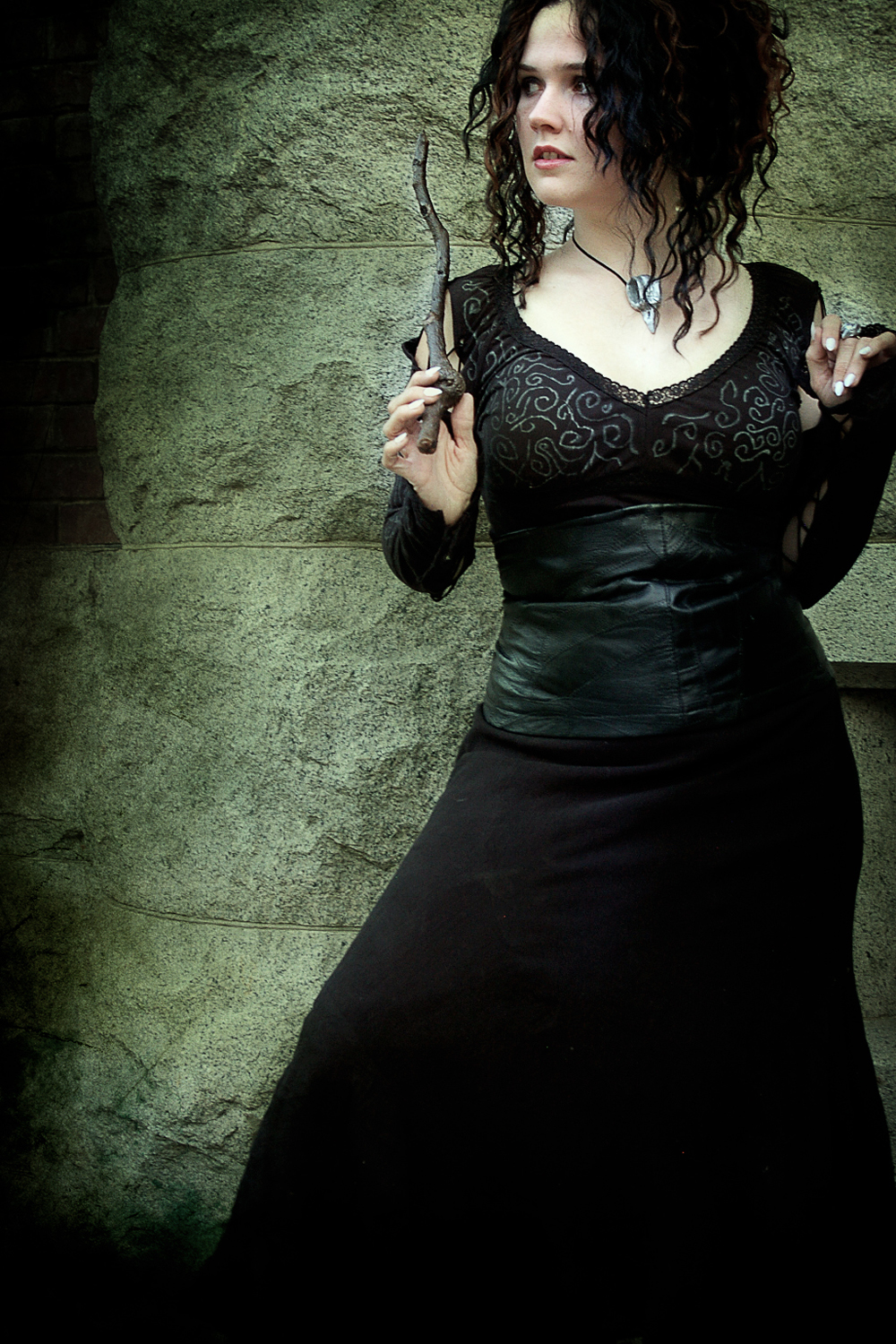 Photo of anime_wench cosplaying Bellatrix Lestrange (Harry Potter) .