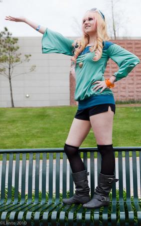 Sheryl Nome from Macross Frontier worn by prism_h3art
