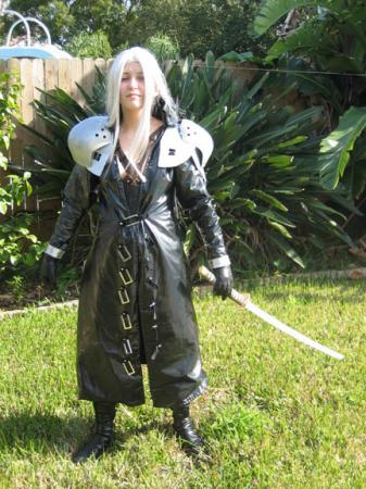 Sephiroth from Final Fantasy VII: Advent Children worn by Lil