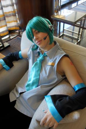 Hatsune Mikuo from Vocaloid 2 worn by Lin-Z