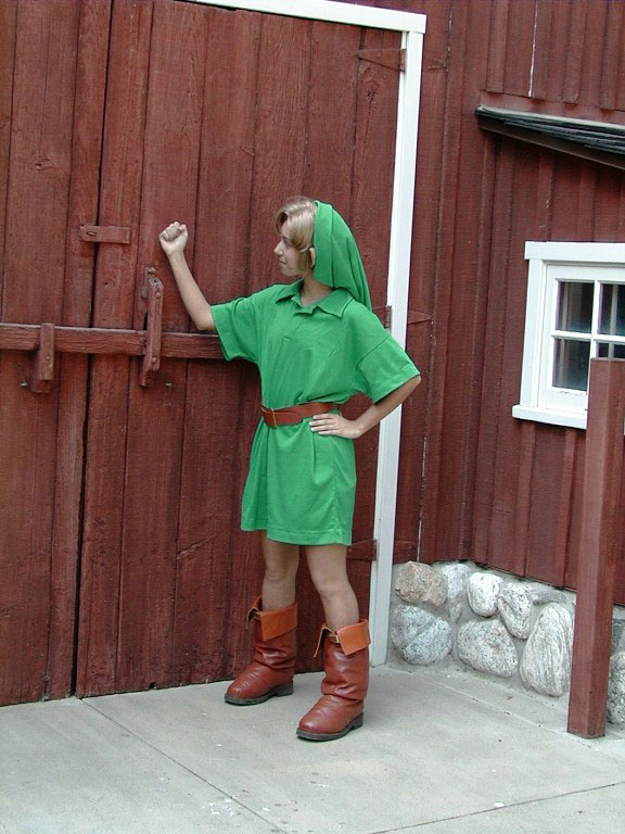 Female Link Cosplay from the Legend of Zelda: Ocarina of Time