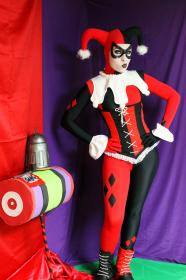 Harley Quinn / Dr. Harleen Francis Quinzel  	 from Batman worn by Ammie