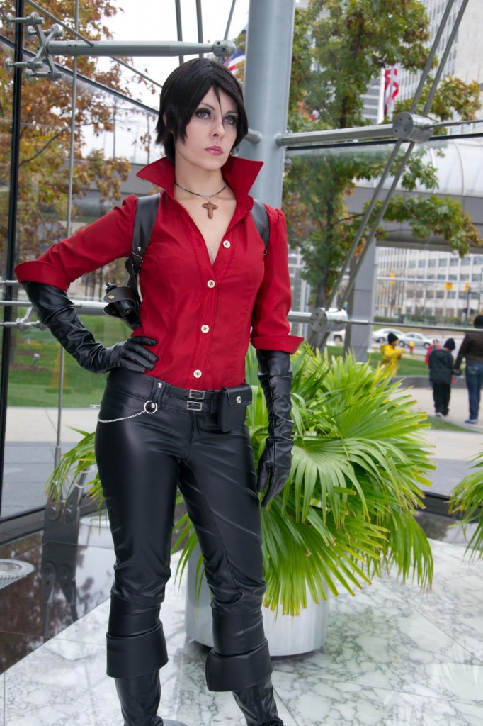 Resident Evil 5' Set Photo & Video: Ada Wong in Full Costume