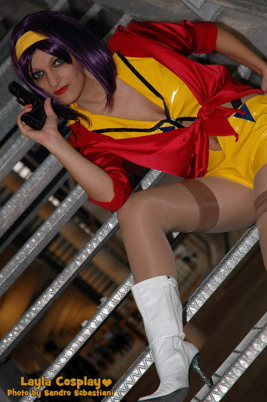 Faye Valentine Butt