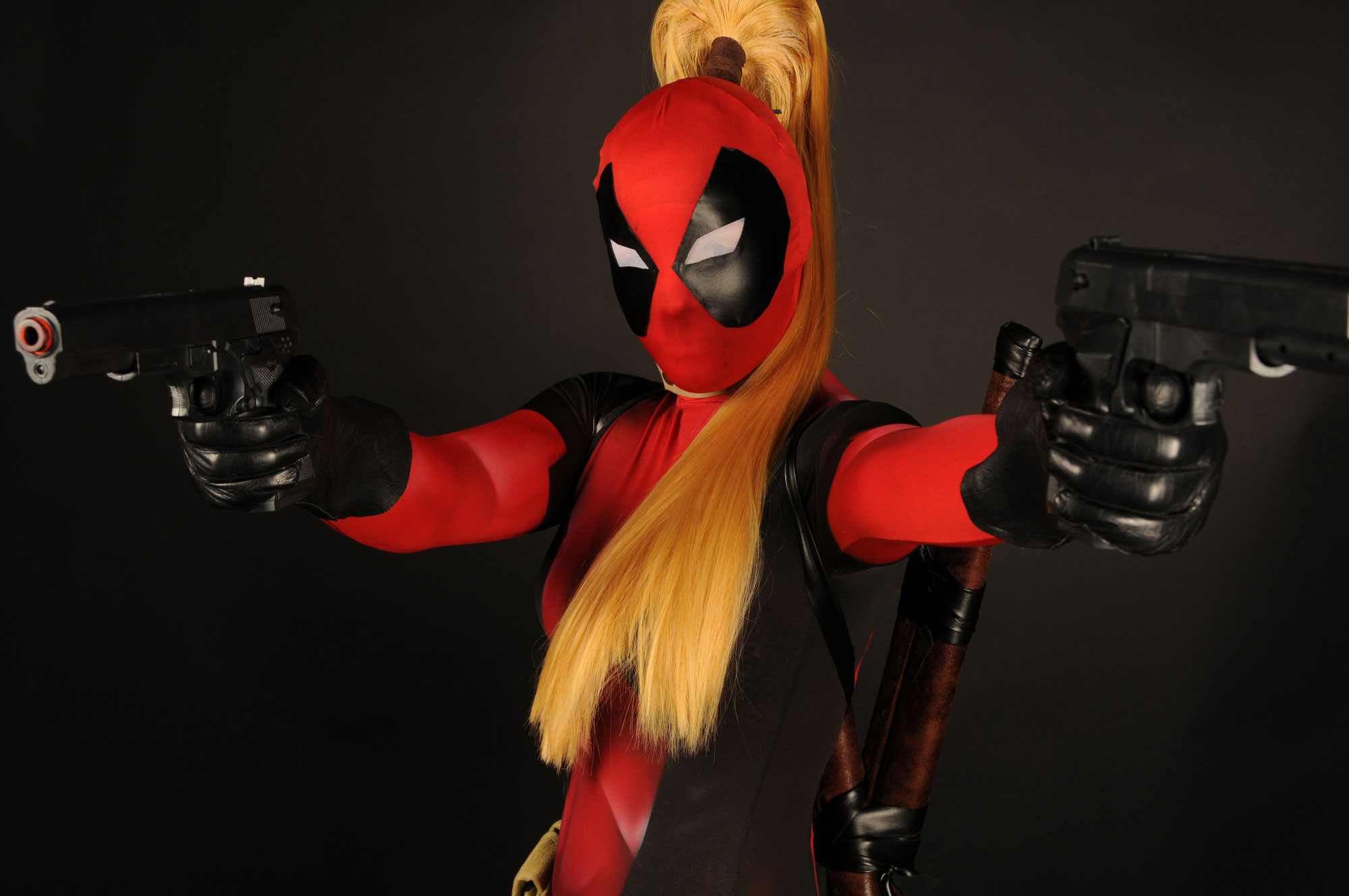 Lady deadpool. Ванда Уилсон. Ванда Уилсон леди Дэдпул. Ванда Уилсон леди Дэдпул косплей.