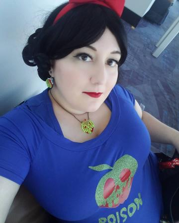 Snow White from Disney Princesses worn by Azure Rose