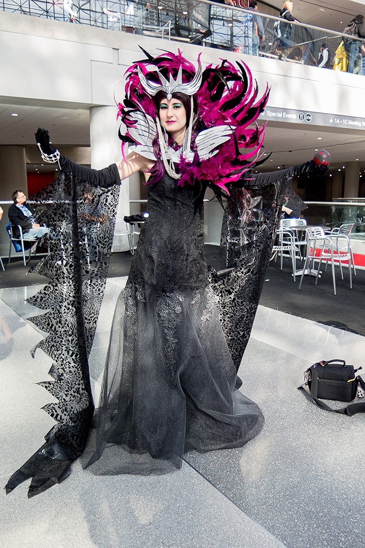 Photo of Hikaru2322 cosplaying Raven Queen (Ever After High) .