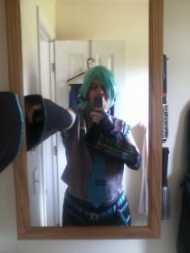 Hatsune Mikuo from Vocaloid 2 worn by Surferbrg