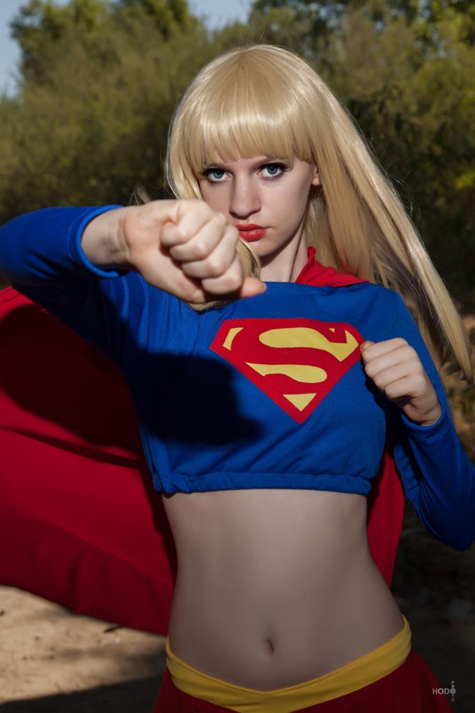 Supergirl (Justice League) by AliceInTheTARDIS | ACParadise.com