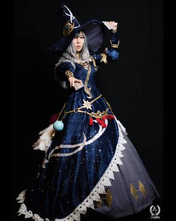 Astrologian from Final Fantasy XIV worn by JieKi
