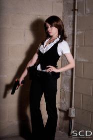 Helena Harper from Resident Evil 6 worn by Linny Binny