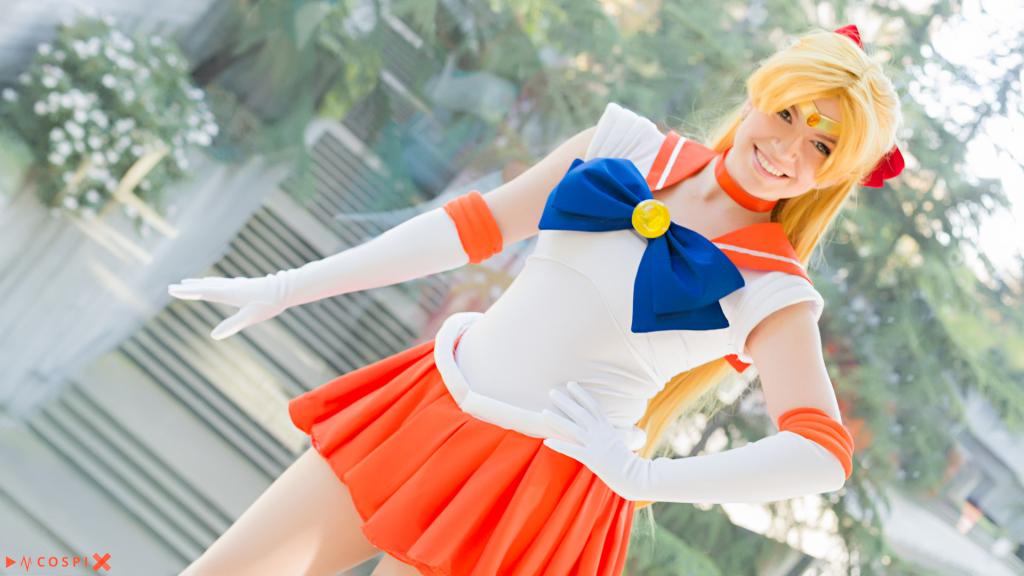 Sailor Venus (Sailor Moon Crystal) by Lumos Cosplay | ACParadise.com