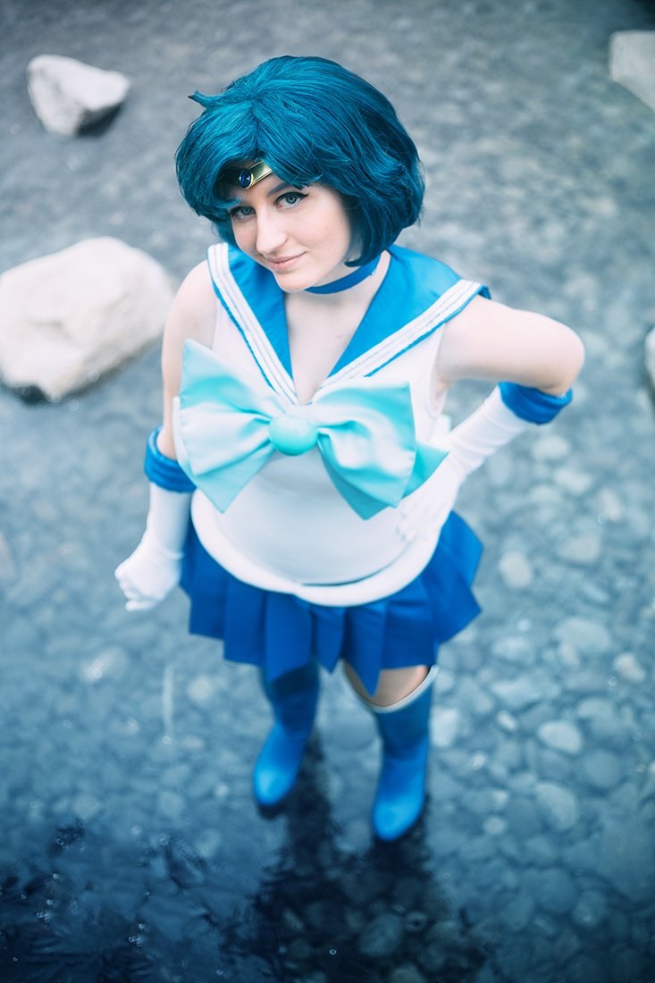 Sailor Mercury (Sailor Moon Crystal) by Otter Lily | ACParadise.com