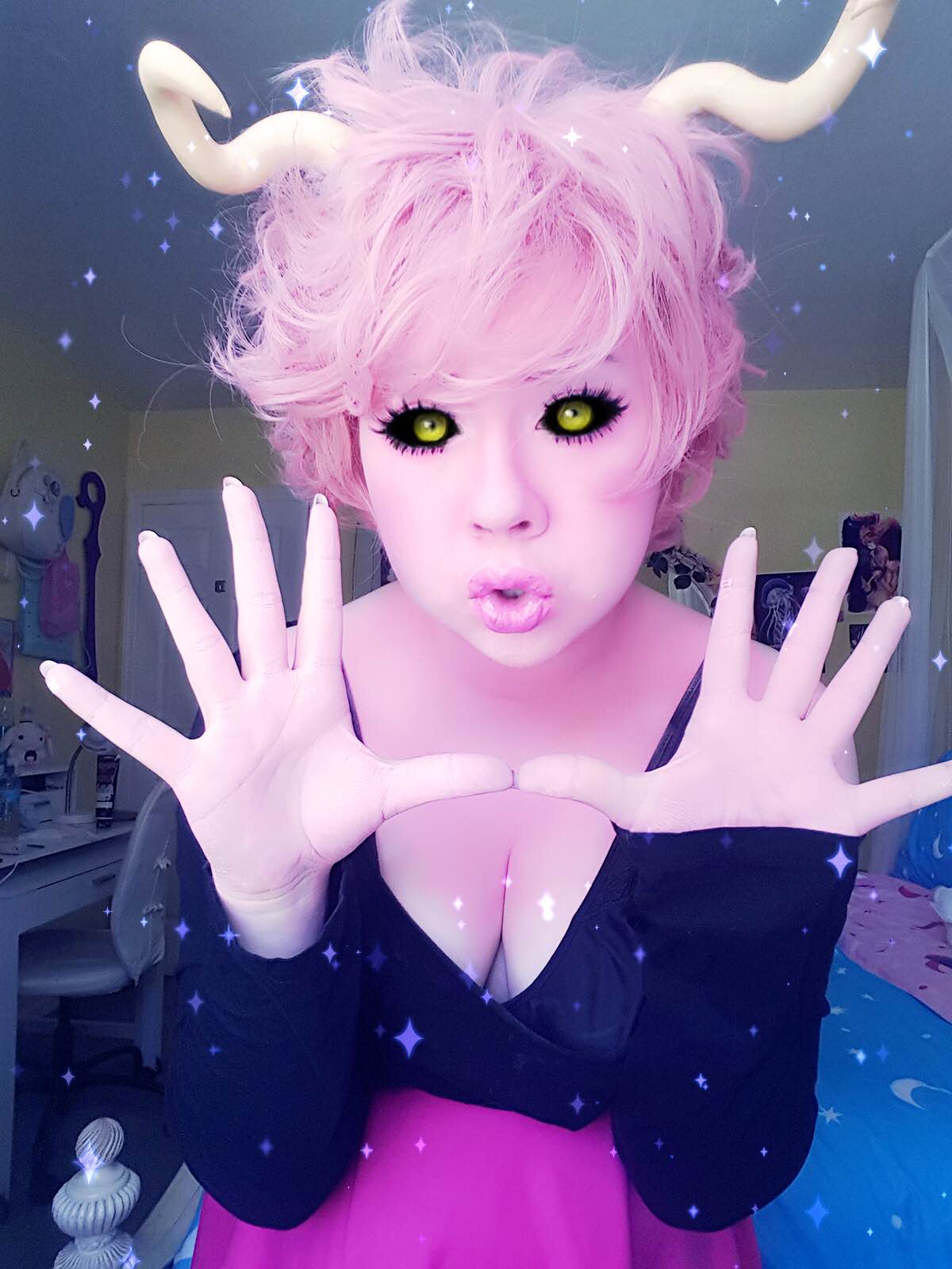 Mina Ashido (My Hero Academia) by Moonyagi | ACParadise.com