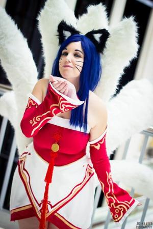Ahri from League of Legends worn by Multiverse Cosplay