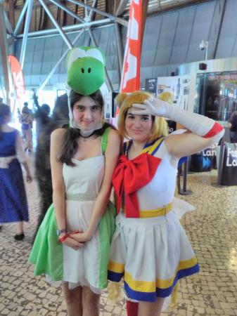 Yoshi from Super Mario Brothers Series worn by Beatriz