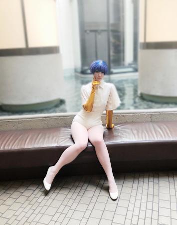 Phosphophyllite from Land of the Lustrous worn by Mayuxren
